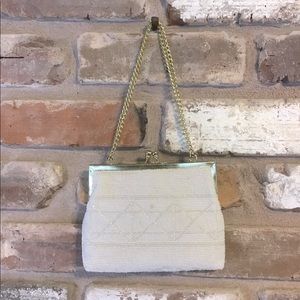 WALBARG Woman’s Vintage 50's 60's White Beaded Kiss Lock Handbag Bag